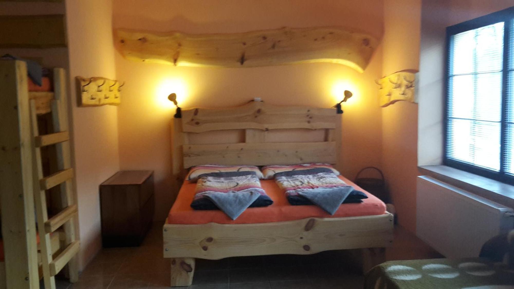 Apartments V Zatacce Albrechtice v Jizerskych horach Room photo